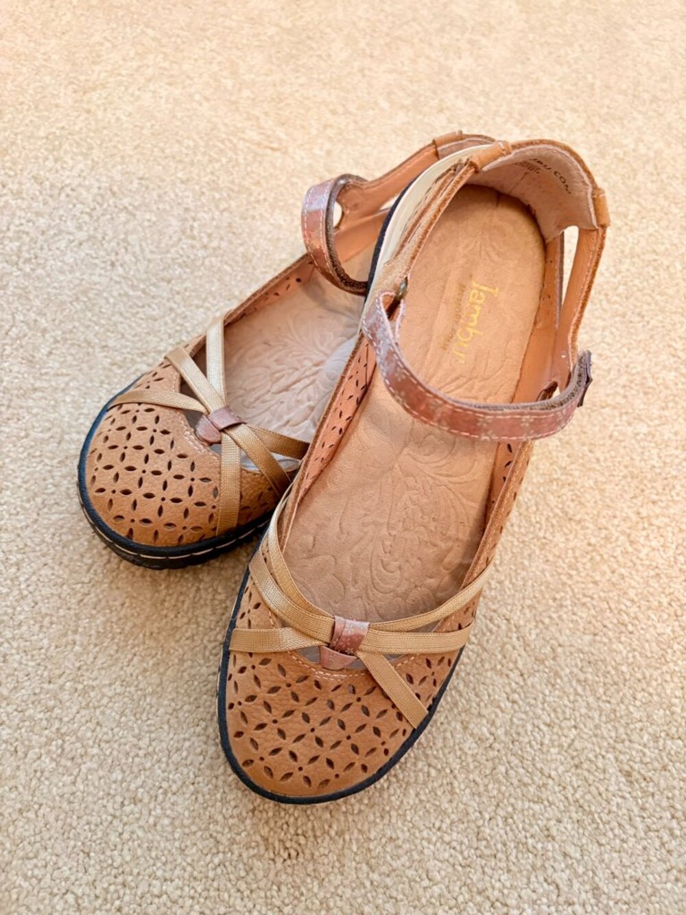 Jambu Cherry Blossom Mary Jane 7M Tan Nubuck Suede Leather Shoes Sandals